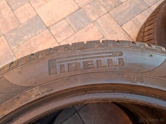 Predám zimné pneu.Pirelli dvojrozmer-R20 - 3
