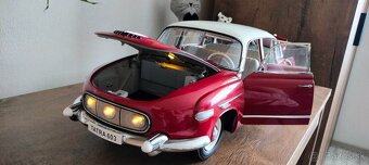 Tatra 603 1:8 - 3
