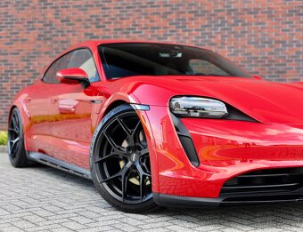 PORSCHE Taycan Cross Turismo 4, 466PS, AT, Exclusive - 3