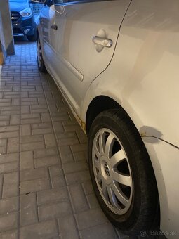Predám touran 1.9 TDi 77kw - 3