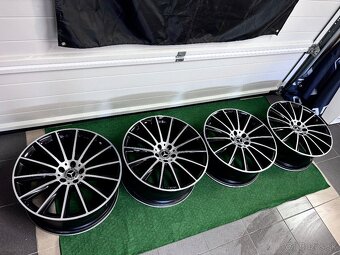 Mercedes AMG GLC R20 orig. - 3