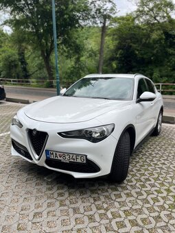 Alfa Romeo Stelvio 2018 - 3