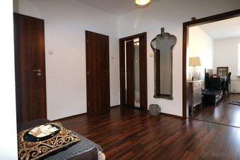 Predaj 2 izbový byt 70m2 s balkónom v starej časti Žiliny - 3