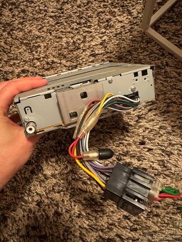 Predám autoradio JVC - 3