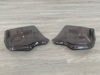 Kryty páčiek na BMW - 3