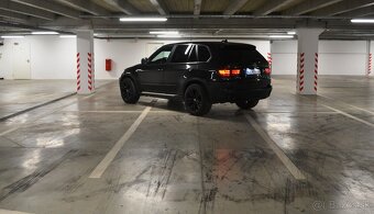 Predám / vymením BMW X5 E70 3.0si 200kw - - 3