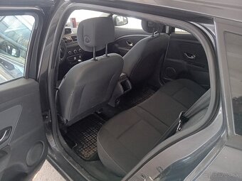 Predám Renault megane grandtour 3 2010 1.6 - 3