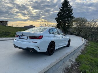 BMW 330d - 3