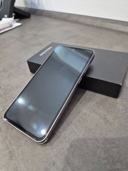 Samsung Galaxy S23 Fe 128 GB sivý - 3