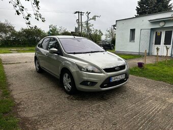 Ford Focus 1.8 benzín - 3