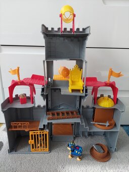 Labkova patrola hrad Paw Patrol Castle - 3