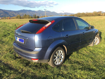 Ford Focus 2.0 Benzín Mk 2 r.2005, 176 600 km, manual - 3