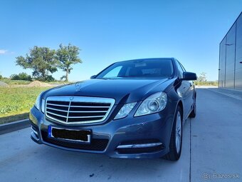 Mercedes E - 3