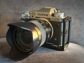 Predám profesionálny Fujifilm X-T5 s objektívmi - 3