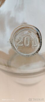 Predám starú fľašu na víno 20l - 3
