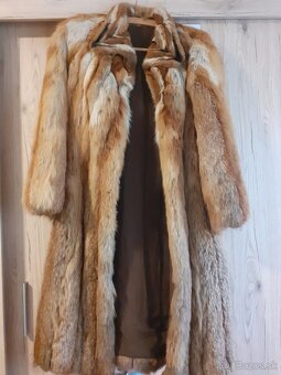 Elegantný kožuch z pravej líšky - 3