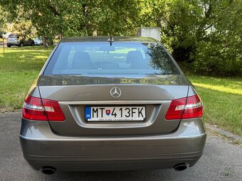Mercedes E-Cass 350CDI 4 matíc - 3