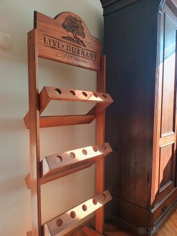 Stojan - drevený regál na víno. - 3