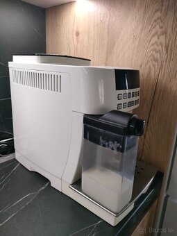 Kávovar DeLonghi ECAM22.36X - 3