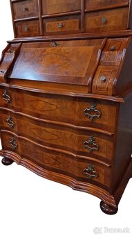 Starožitný nabytok - 3