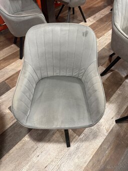 Predam set stol + 4 stolicky - 3