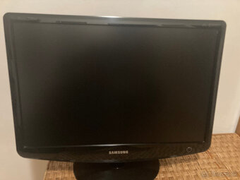 22" monitor SAMSUNG - 3