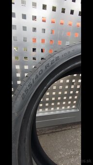 Pneu 255/40 R22 Pirelli EV ready - 3