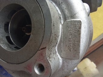 Toyota Avensis 2,2 diesel - 3