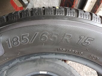 Predám 2ks letné pn.185/65r15 michelin - 3
