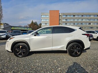Lexus NX Serie 300h AWD Sport Line - 3