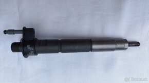 Vstrekovacia tryska motor BMW B57D-195 kw - 3