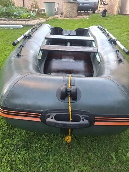 Nafukovací čln Kolibri KM-300D - 3