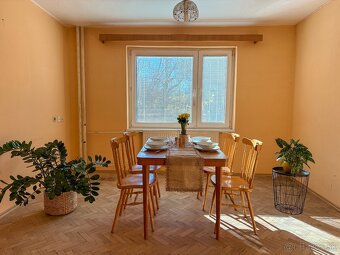 5 izb. RD Hradec(PD) - velký pozemok 1965 m2 - posledný dom - 3