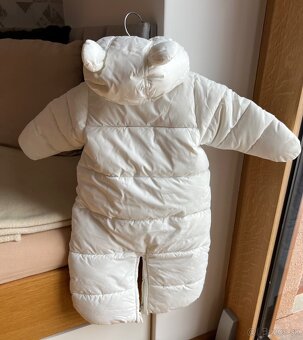 Zimný overal H&M veľ. 50/56 (0-2M) - 3