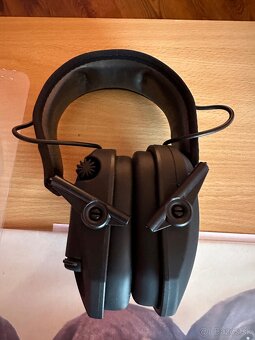 Tlmiče slúchadla - 3