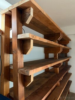 Regál z masívu - 3