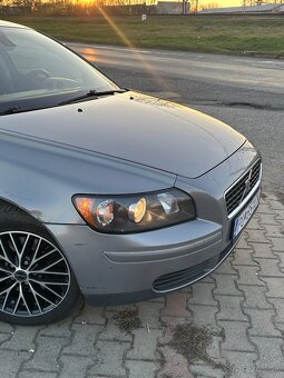 Volvo s40 2.0 diesel 100kw 2005 šedá metalíza - 3