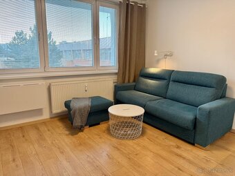 NA PRENÁJOM MODERNÁ GARZONKA NA VÍGĽAŠSKEJ ULICI, VOĽNÁ - 3