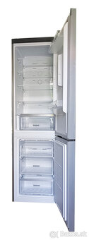 Kombinovaná chladnička INDESIT INFC9 TO32X - 3