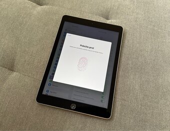 iPad Air 2.gen., 64 GB space gray - 3