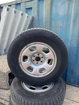 Navara disky 6x114.3 235/70 R16 - 3
