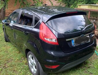 Ford Fiesta 1.4 (71kW) r. 2010 – na súčiastky alebo vcelku - 3