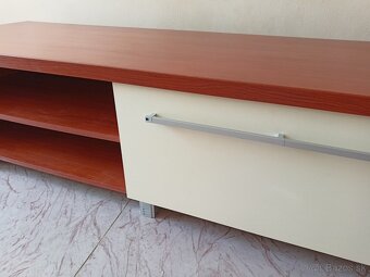 Tv skrinka - 3