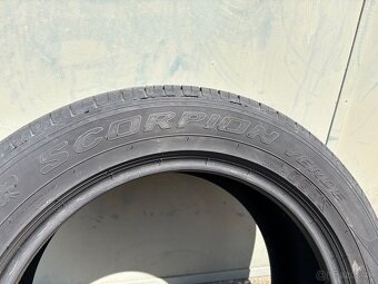 235/55R18 - 3