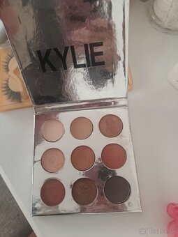 Mystery box kozmetiky a clip in vlasy živé - 3