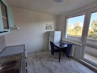 Prenajom 2 izboveho bytu - 3