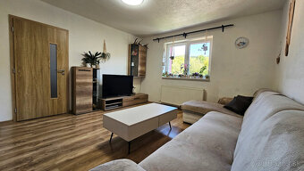 Veľa priestoru, žiadne starosti: zrekonštruovaný 6-izbov - 3