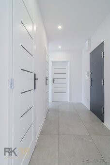 Na predaj štýlovo zrekonštruovaný 2-izbový byt na Novom Juhu - 3