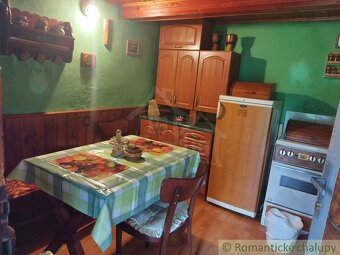 Dvojpodlažná chatka v tichej chatovej oblasti nad obcou Mo - 3