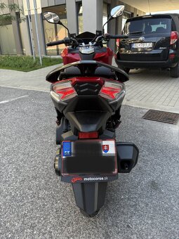 Predám skúter SYM JET X 125i - nový 8/25 ,záruka +3x prilba - 3